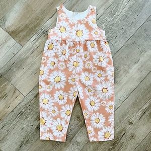 🎉 5/$20 Toddler Jumper Romper with Daisy Print Size 12-18M